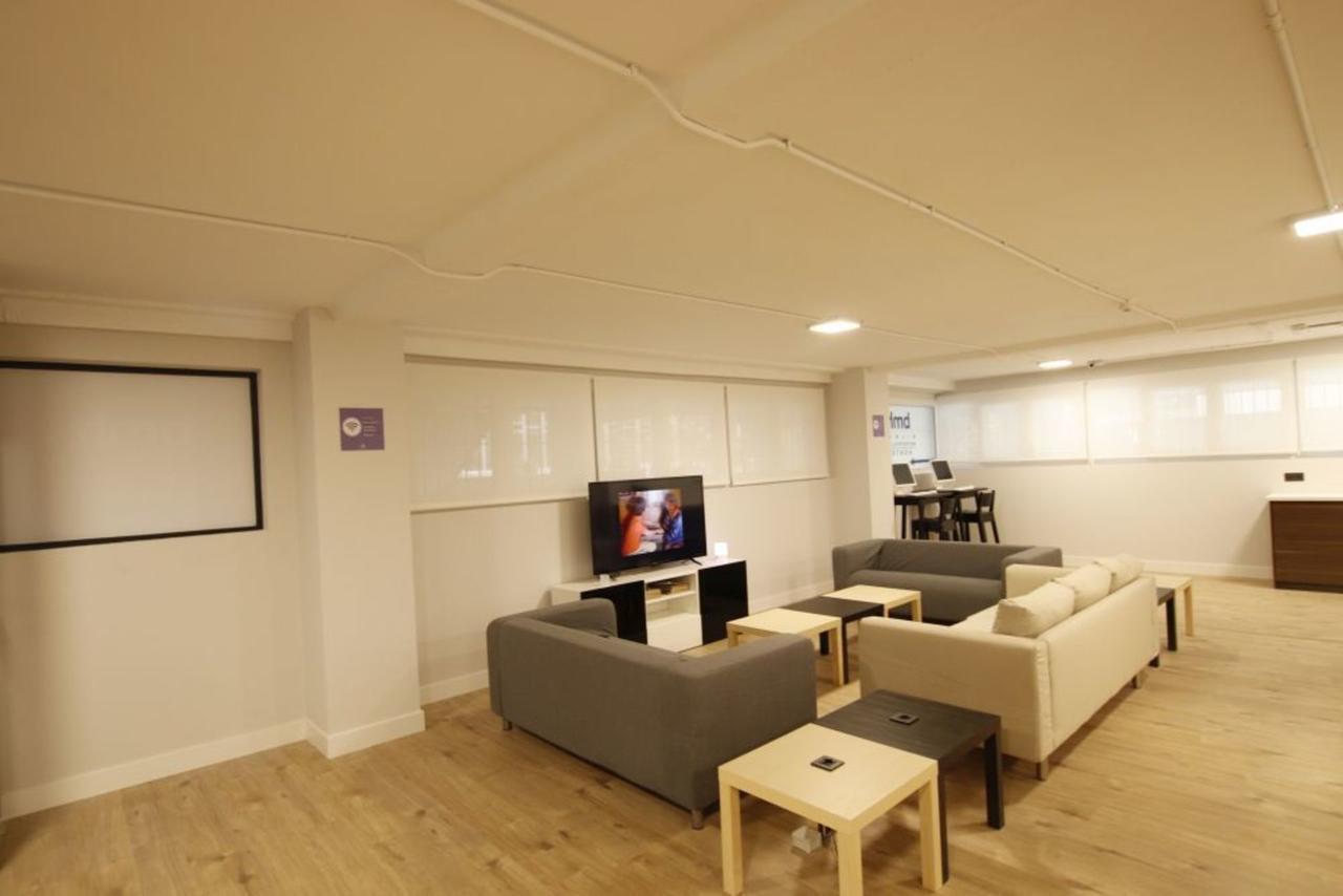 Bilbao Metropolitan Hostel By Bossh Hotels Exterior foto
