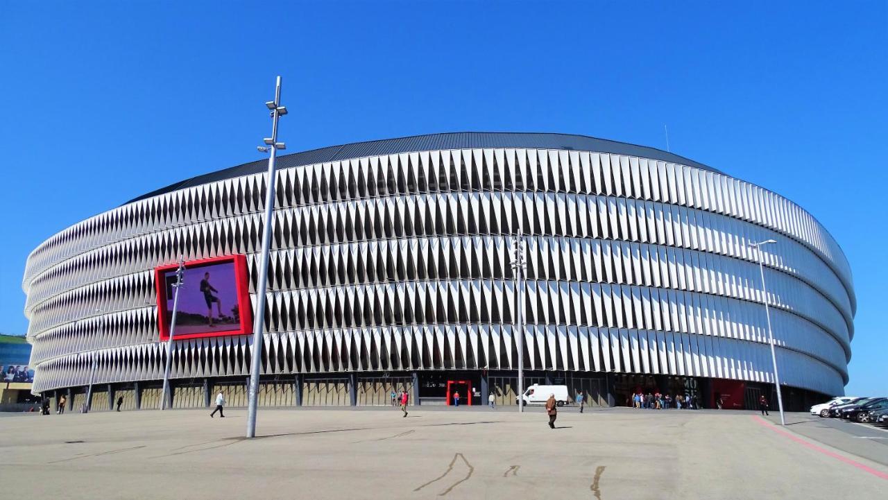 Bilbao Metropolitan Hostel By Bossh Hotels Exterior foto