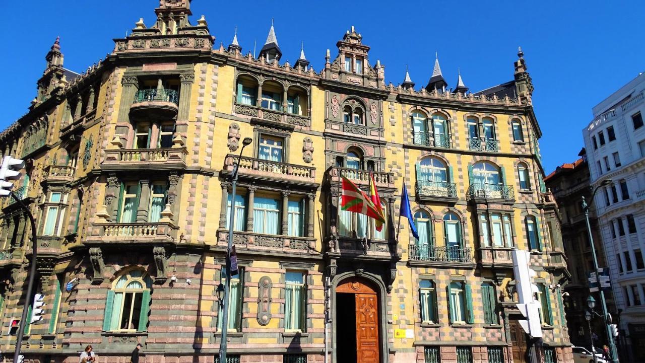 Bilbao Metropolitan Hostel By Bossh Hotels Exterior foto